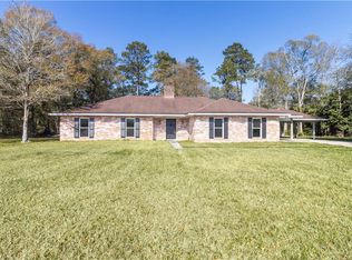 17239 Bellewood Dr, Hammond, LA 70401