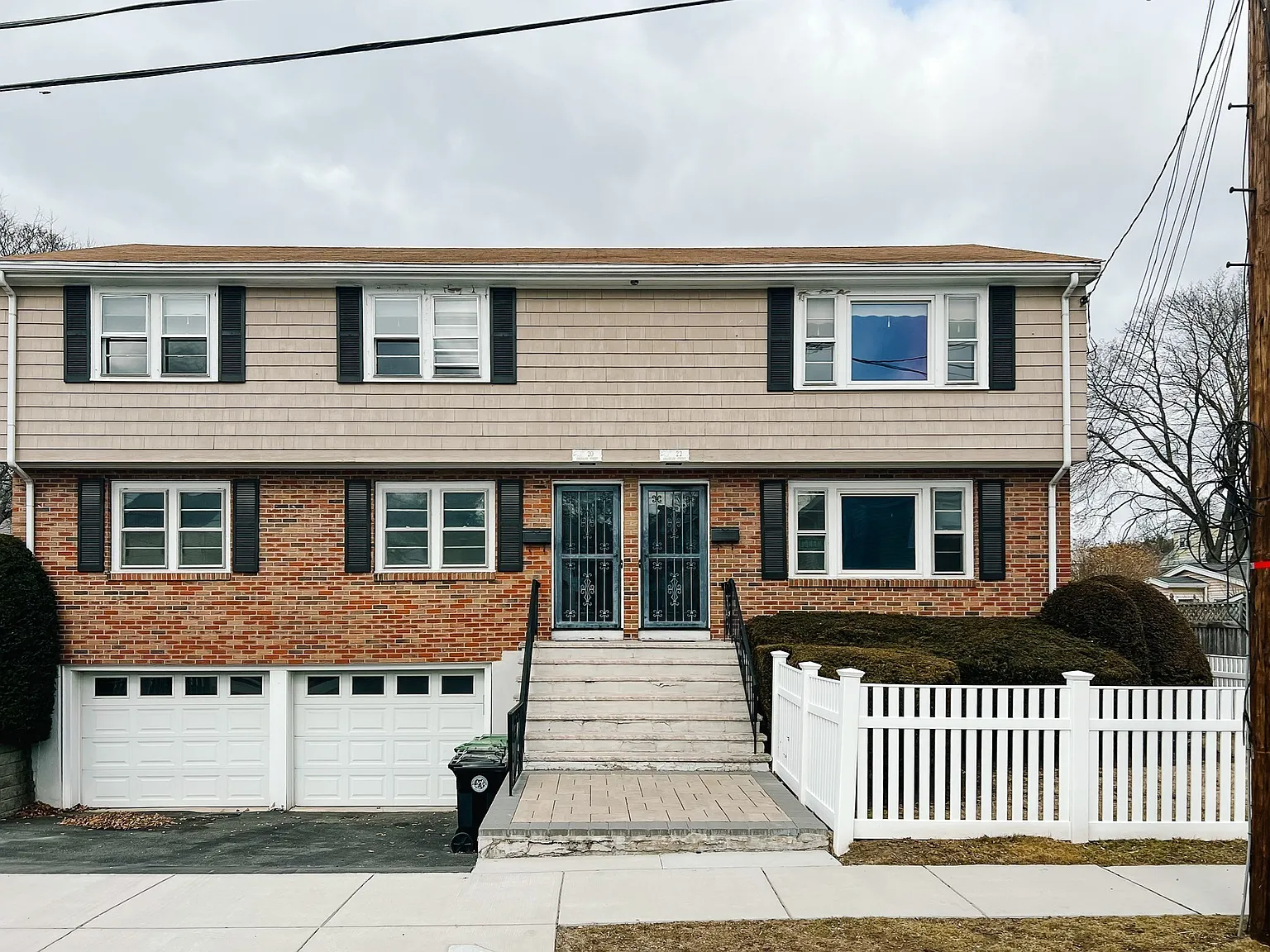 3 bed, 2.0 bath, 1408 sqft, $3,800 — Photo 3