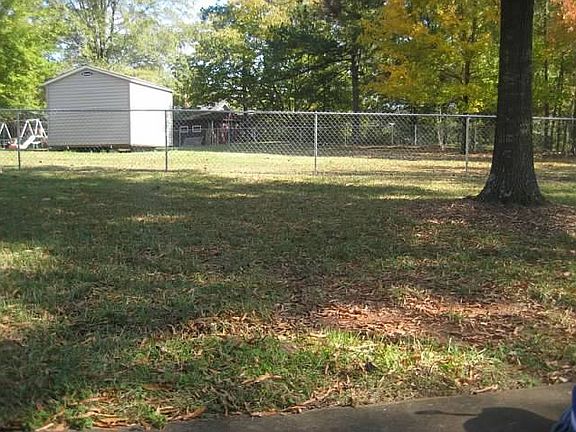 Spacious fenced in back yard