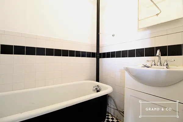 Rented by Grand & Co. | media 18