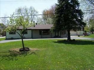 37815 Wick Rd, Romulus, MI 48174