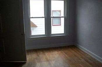 3rd image of 1116 Underwood Ave SE