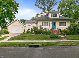 17 Elm Ave, Clementon, NJ 08021