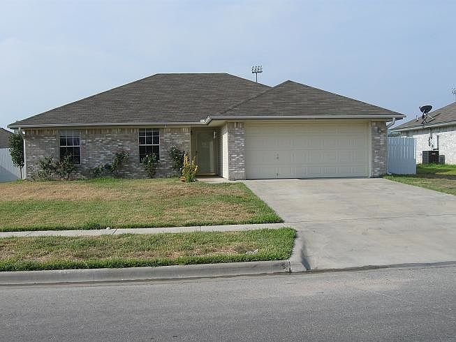 1st image of 4706 Aspen Dr