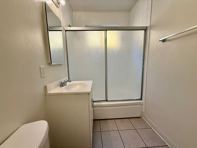 12002 Hart St #2 — Photo 15
