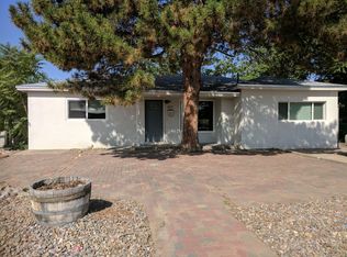1207 N Orchard Ave, Farmington, NM 87401