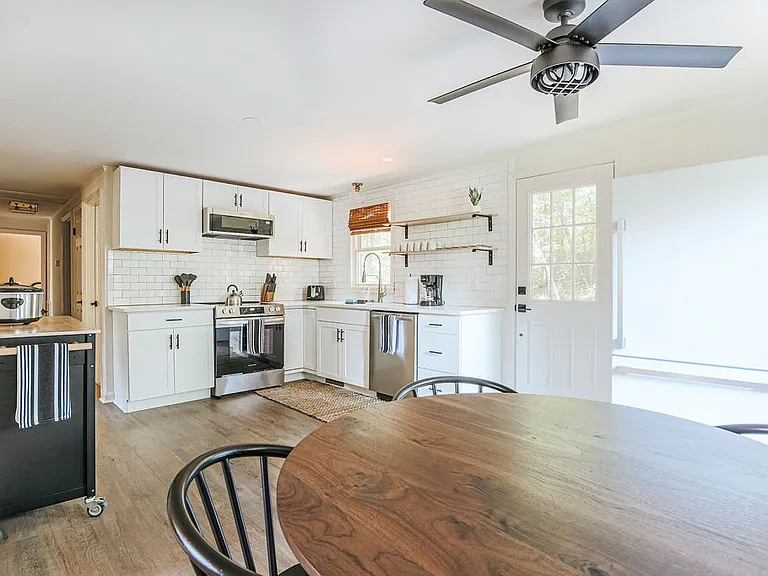 4770 Cove Garden Rd — Photo 9
