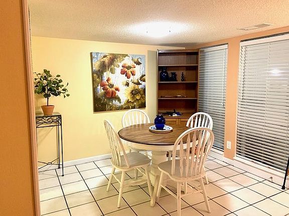 3rd image of 60 Club House Dr APT 103