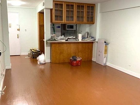 3rd image of 141 E 55th St APT 6A