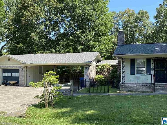 2nd image of 400 Williams Ave