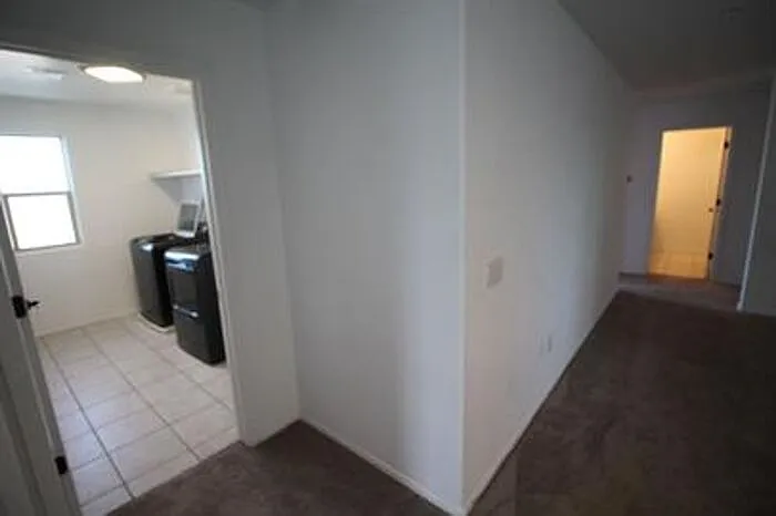 10947 W Renwick Dr — Photo 36