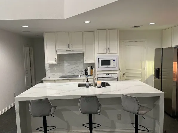 8686 Coppertowne Ln, Dallas, TX 75243