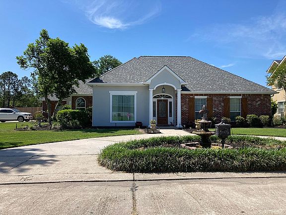 2nd image of 7 Gleneagles Dr