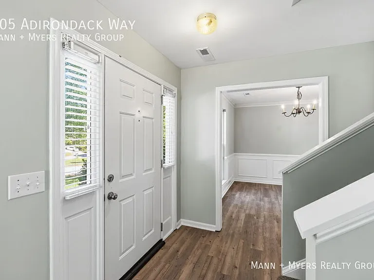 305 Adirondack Way — Photo 7