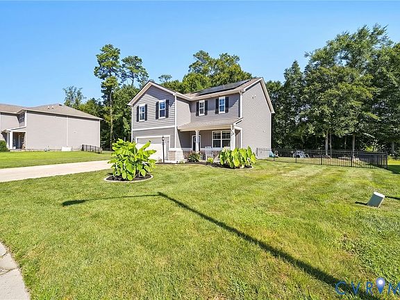 5th image of 820 Eagle Pl