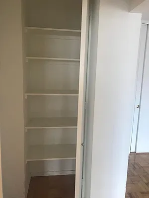 Rented by Hampshire Assets LLC | media 10