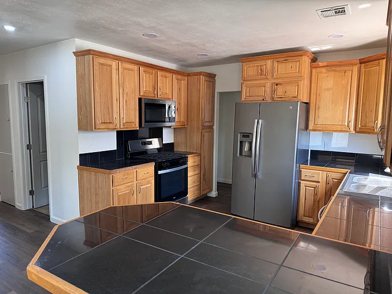 Linda Vista Dr — Photo 1