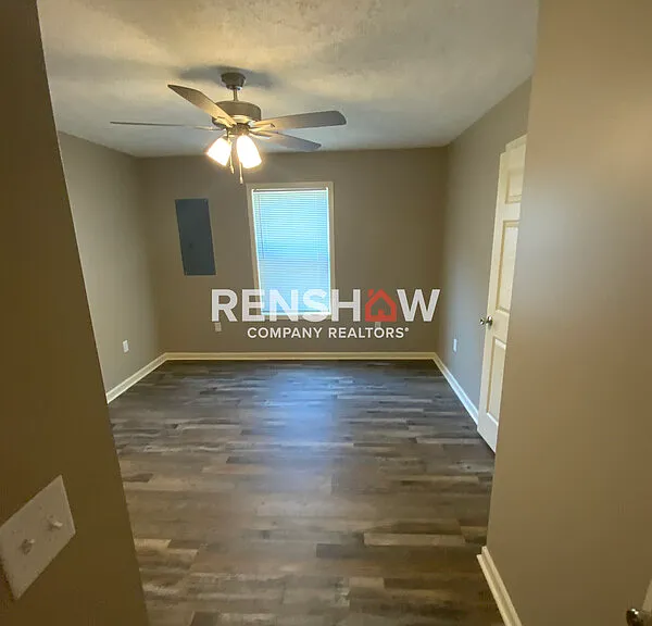 133 Hawthorne Ave — Photo 9