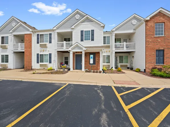 154 Bertram Dr Unit J, Yorkville, IL 60560