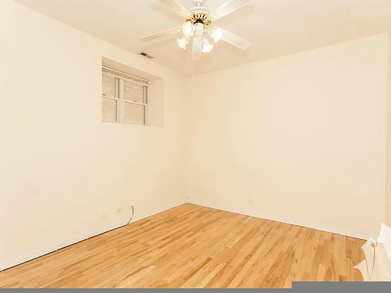 2322 N Southport Ave #G — Photo 10