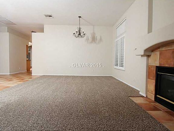 3rd image of 2327 Bridle Wreath Ln