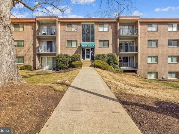 12705 Dara Dr APT 202, Woodbridge, VA 22192