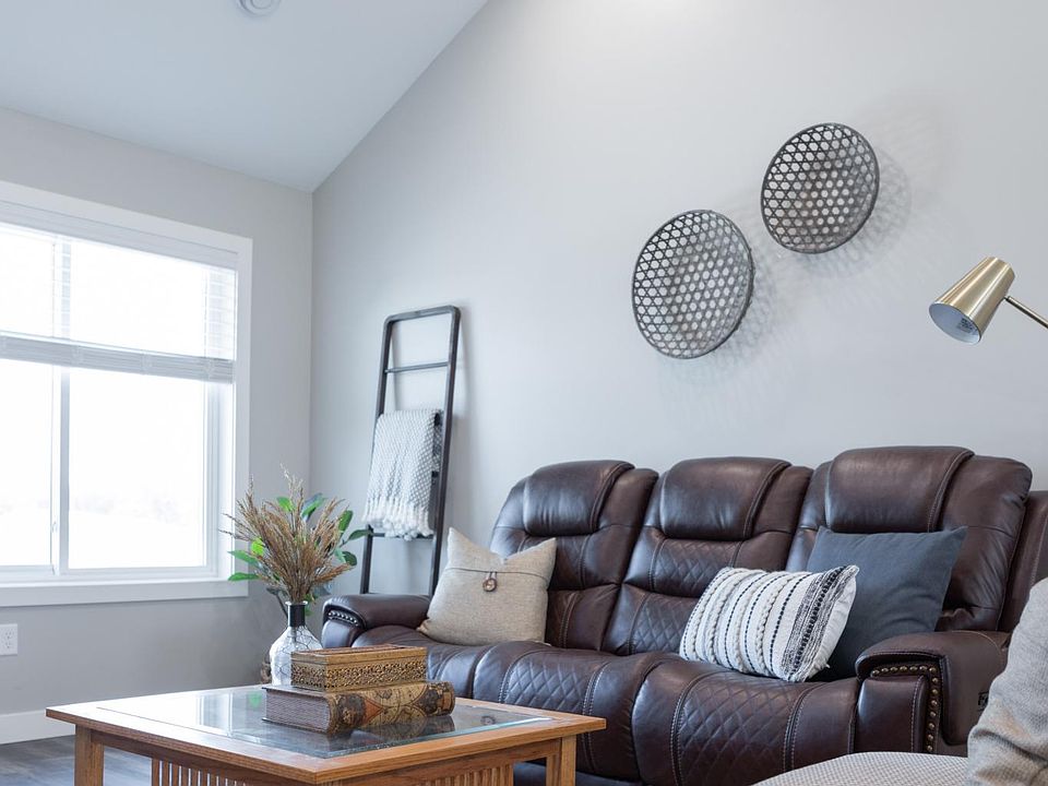 702 S 3rd St, Gaylord, MN 55334 Zillow