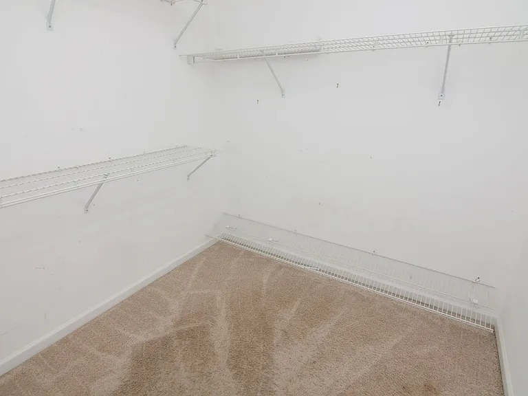 1144 Hunters Chase Dr — Photo 22