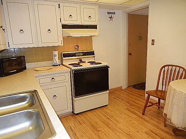 10048 S Pulaski Rd APT 1C photo 1