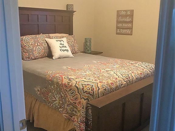 3rd bedroom upstairs