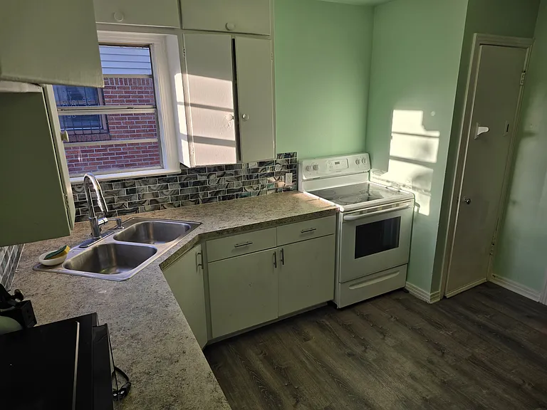1611 Glen Ave #A — Photo 8