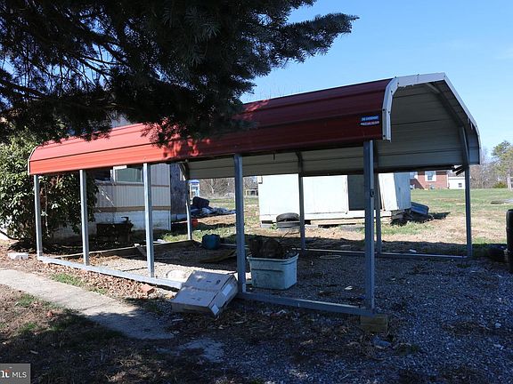 4th image of 880 Tom Cox Rd