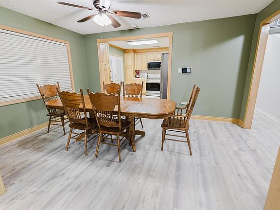 3rd image of 310 Gaidry Dr