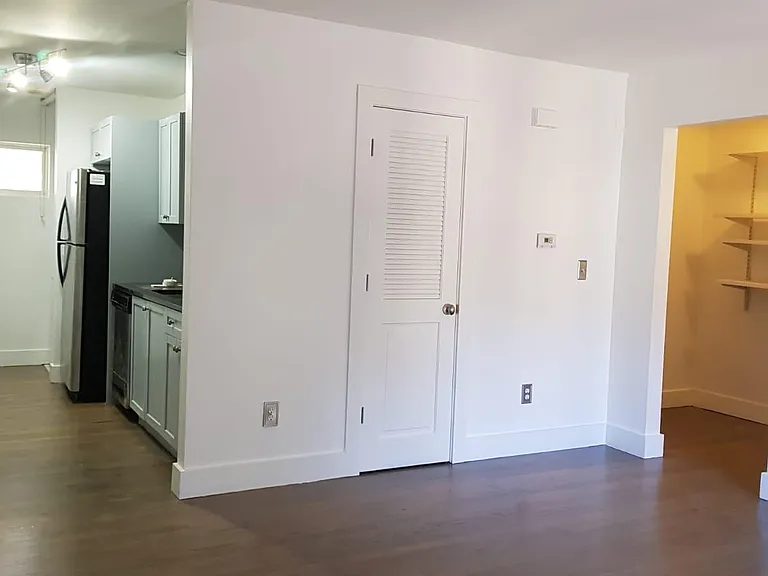 2023 Oakview Rd SE #B222 — Photo 9