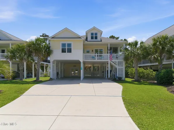 206 NE 61st Street, Oak Island, NC 28465