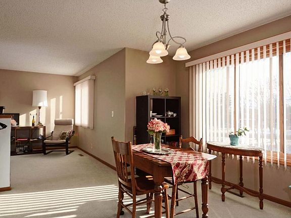5th image of 5656 Sanibel Dr APT D