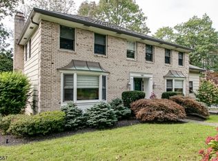 160 Woodland Ave, Summit, NJ 07901