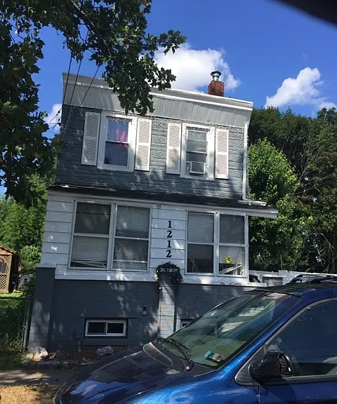1212 William St — Photo 2