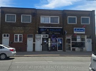553 Rogers Rd, Toronto, ON M6M 1B4