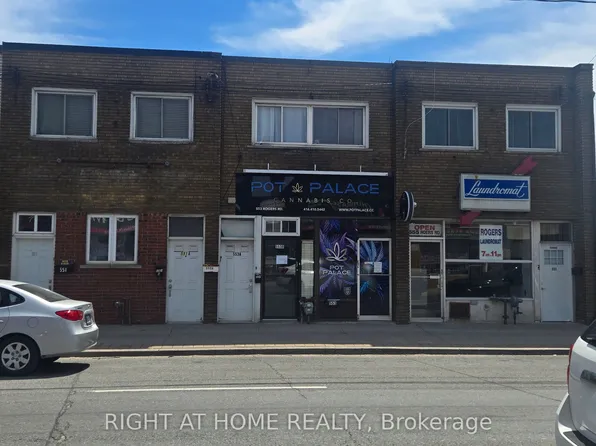 553 Rogers Rd, Toronto, ON M6M 1B4