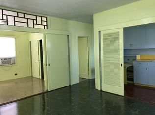 3042 Date St APT 6, Honolulu, HI 96816