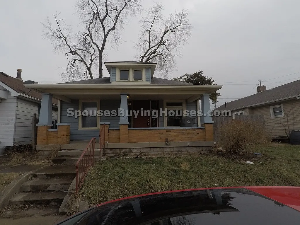 267 Leeds Ave photo 1