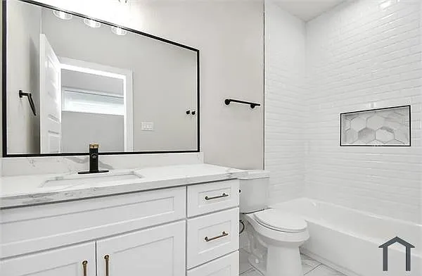 4713 Talina Way #B — Photo 18