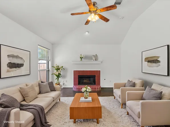2078 Amherst Dr, Lewisville, TX 75067