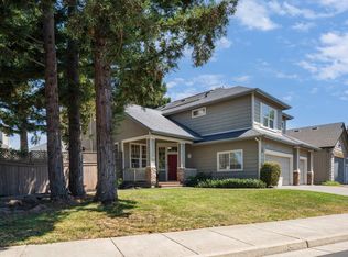 1110 Jennifer Ln, Windsor, CA 95492
