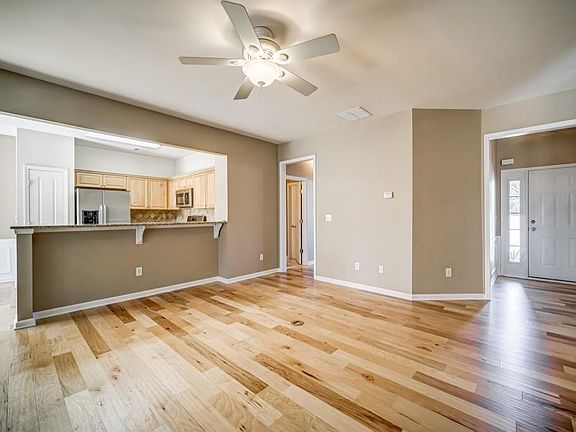 5th image of 903 Santa Anita Dr