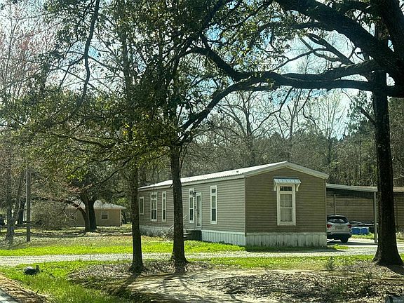 3rd image of 32545 Pea Ridge Rd