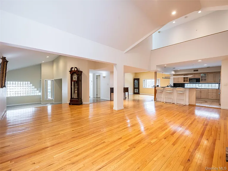 127 Wooleys Ln — Photo 6