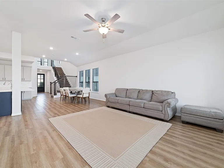 720 Lake Lacosta Dr — Photo 10