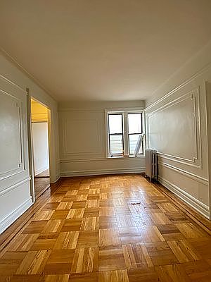 3rd image of 785 E 4th St #D6